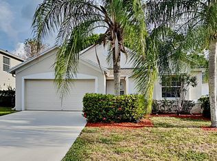 15103 Oak Chase Ct, Wellington, FL 33414