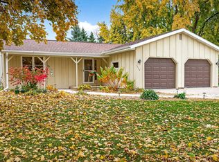 1332 Liberty Ct, Neenah, WI 54956