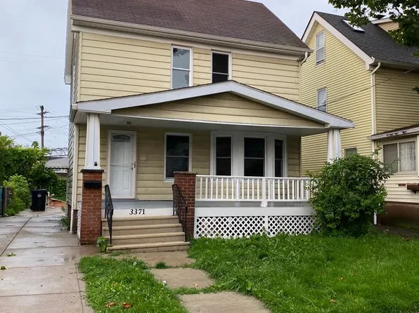 3371 W 118th St, Cleveland, OH 44111