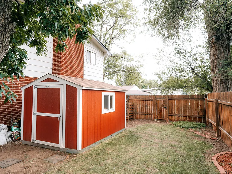 Side yard