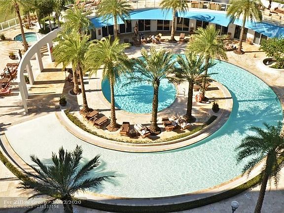 4th image of 333 Las Olas Way APT 3204