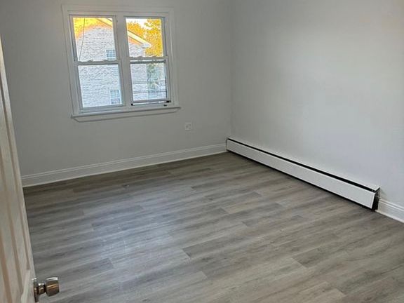 4th image of 532 Underhill Ave Floor 1
