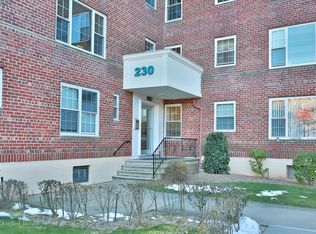 230 Pelham Rd APT 6N, New Rochelle, NY 10805