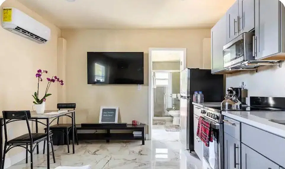 4 bed, 2.0 bath, $1,500 — Photo 4