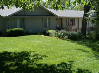 21401 Cedarwood Rd, Elkhorn, NE 68022