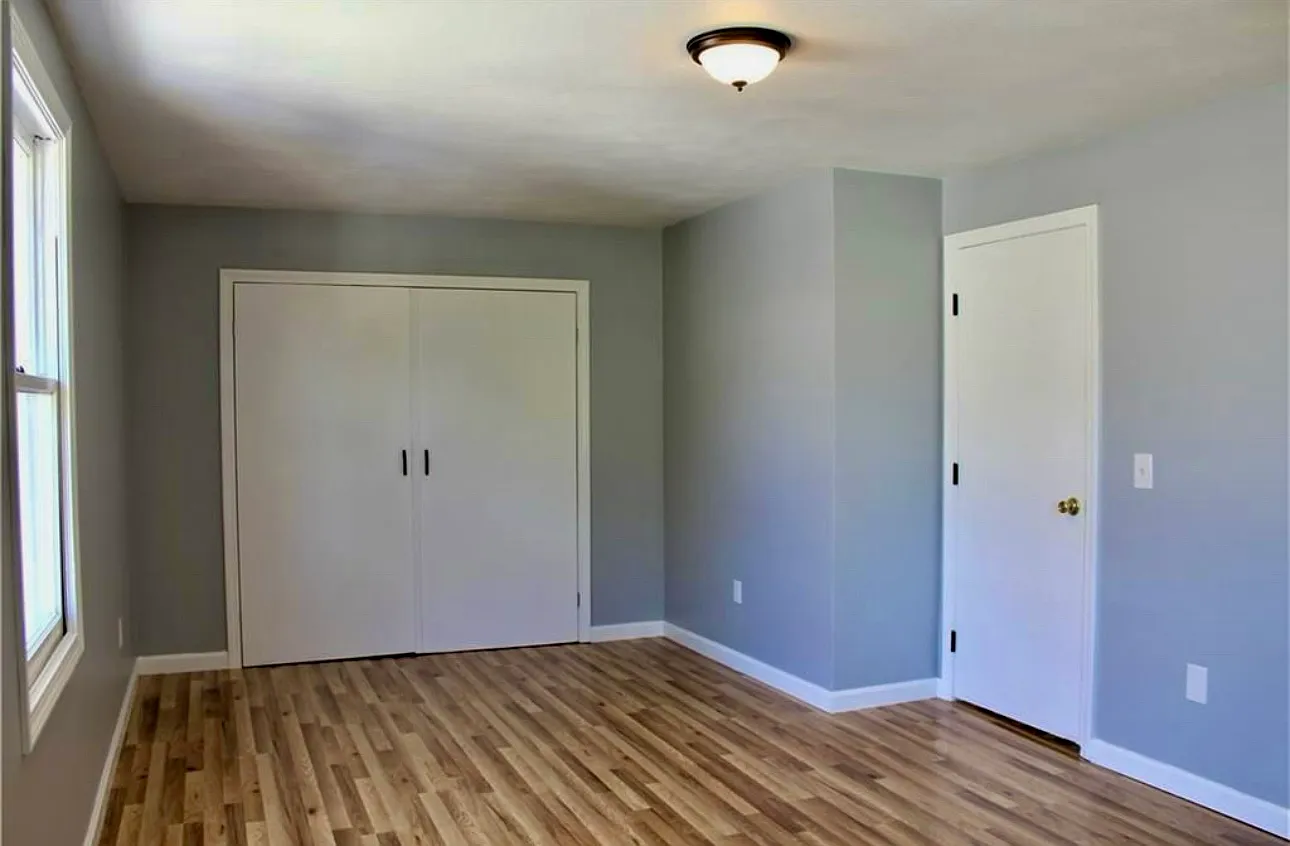 2 bed, 1500 sqft, $2,800 — Photo 2