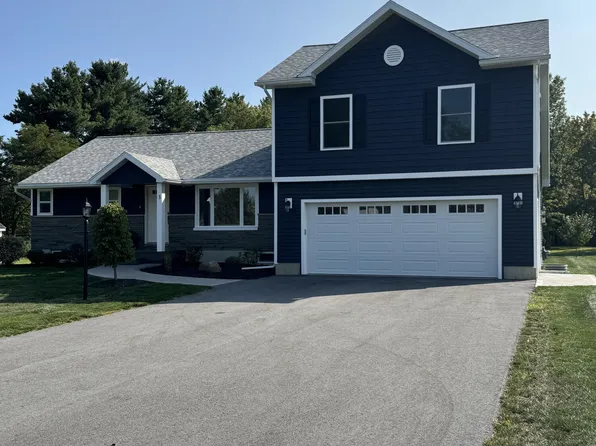 3 Echo Drive, Schenectady, NY 12306