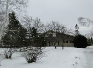 W7805 School Rd, Greenville, WI 54942