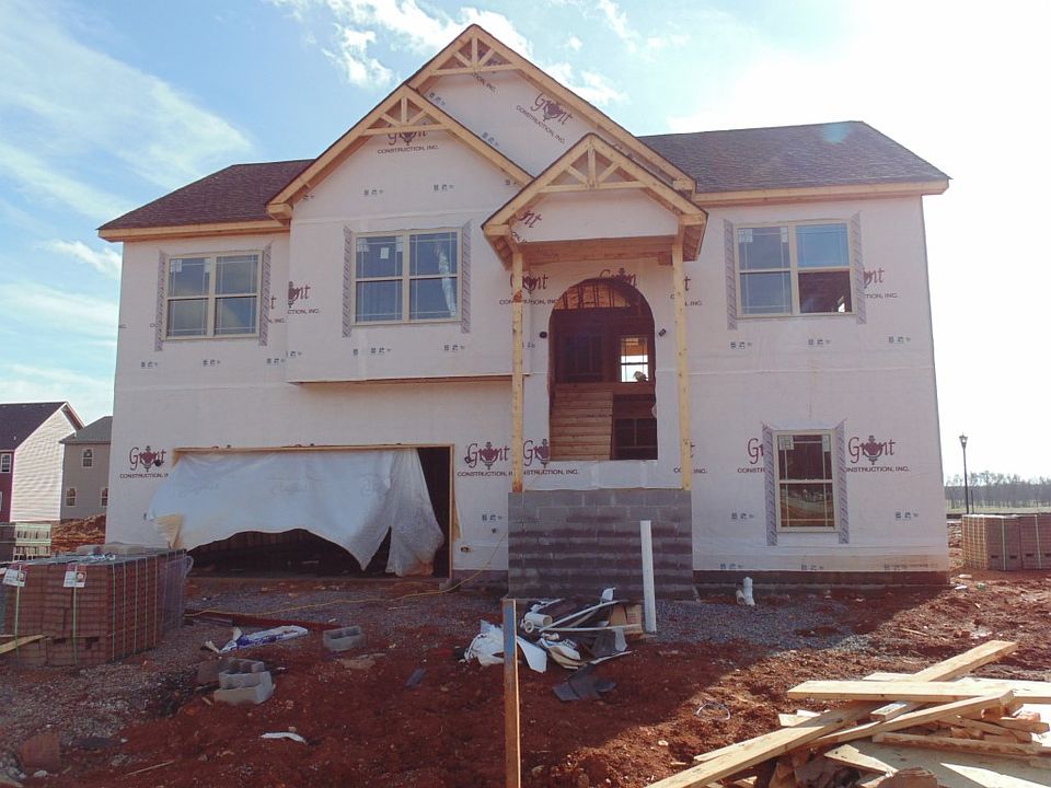 1st image of 133 Locust St
