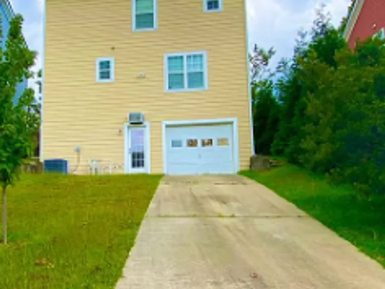537 S Bull St — Photo 16