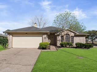 4511 Hunter Green Ct, Fresno, TX 77545
