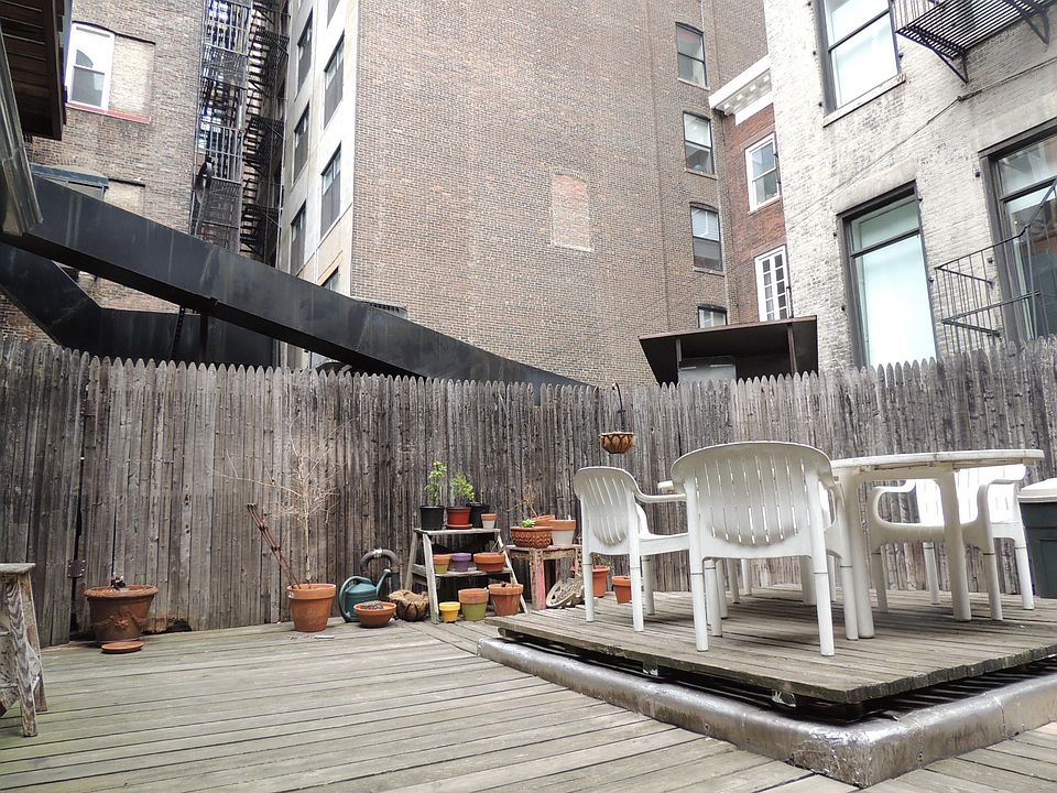 1st image of 29 E 20th St APT 2R