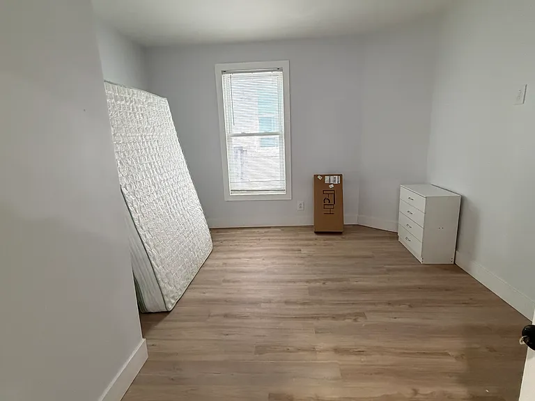 34 Seminary Ave #1 — Photo 16