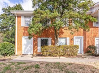 1315 W Meadowview Rd APT A, Greensboro, NC 27403