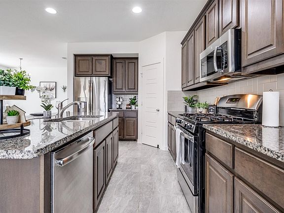 4th image of 1728 Heron Way