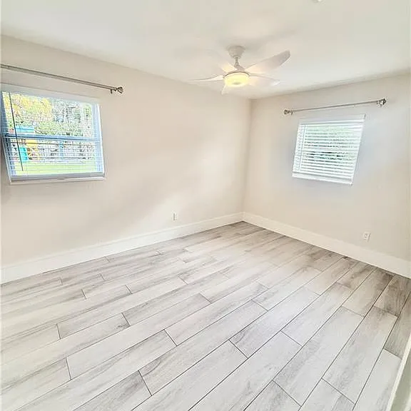 733 Pine Cone Ln — Photo 25