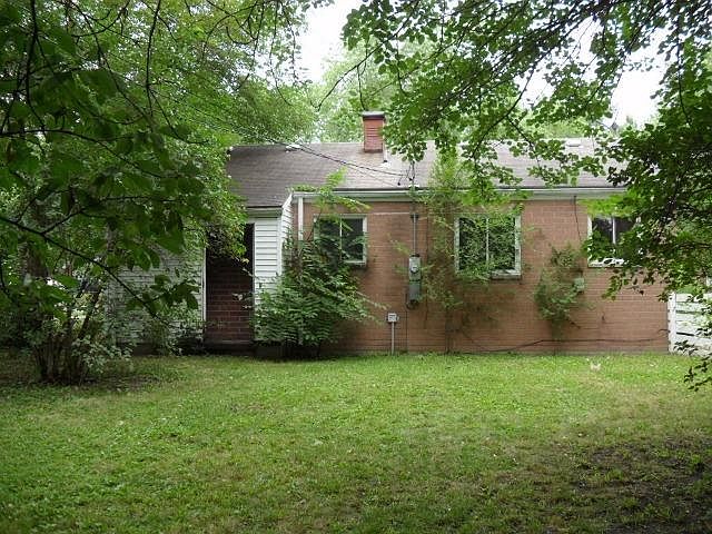 2nd image of 719 Oswego Ave