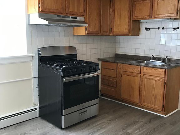 Kitchen/ La Cocina