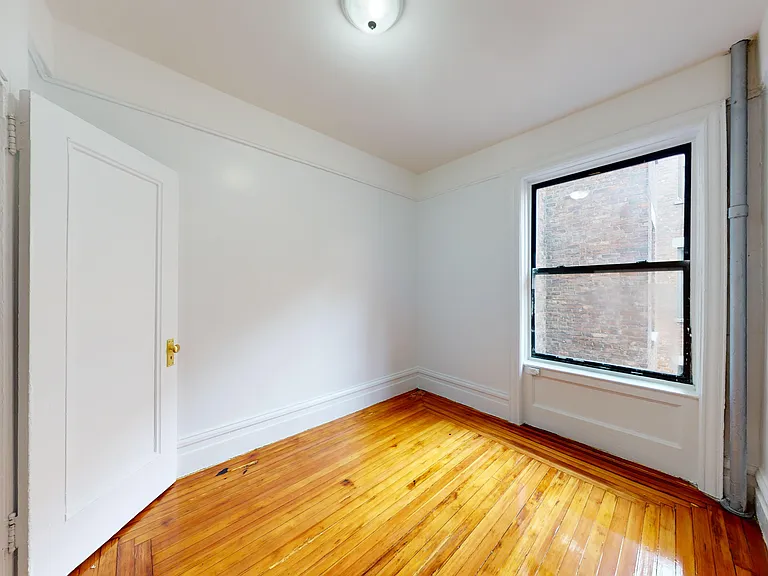 600 W 146th St #51 — Photo 9