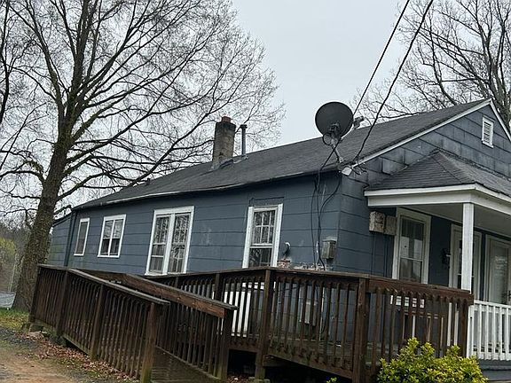 2nd image of 1411 Underwood Ave