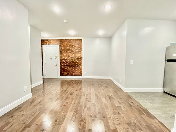 4th image of 48 Post Ave APT 42