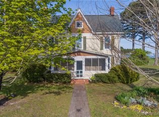 223 Lovers Ln, Deltaville, VA 23043