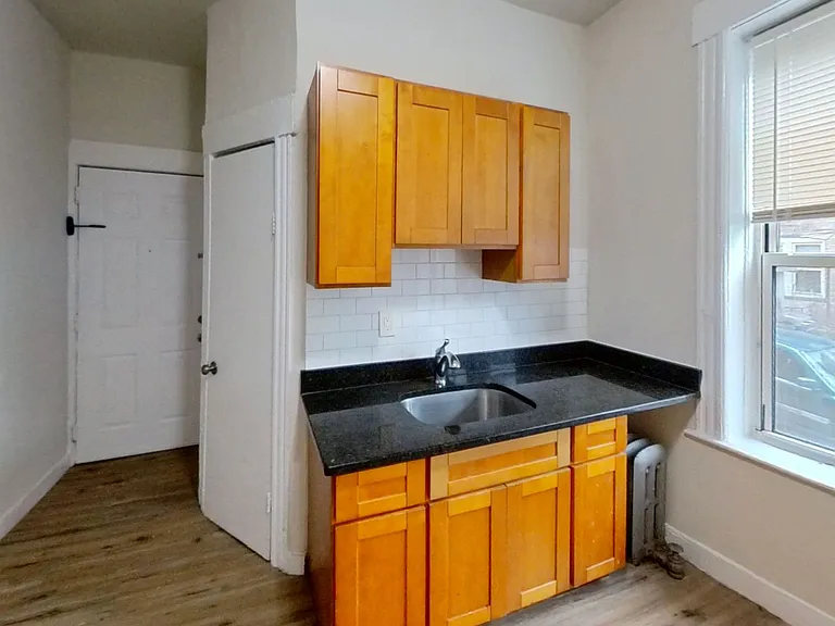375 Madison St — Photo 3