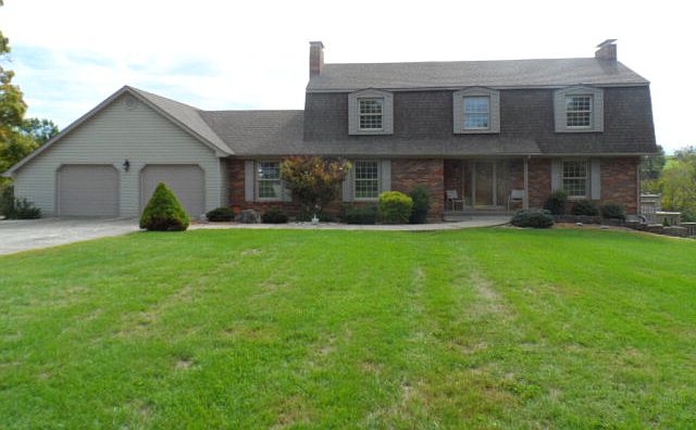 1st image of 118 Adams Ct