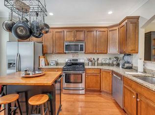 355 Quarry Rd, Charlottesville, VA 22902