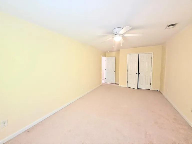 113 Macalester Dr — Photo 8