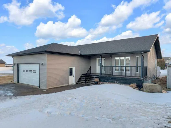 4609 N 58th Ave, Rimbey, AB T0C 2J0