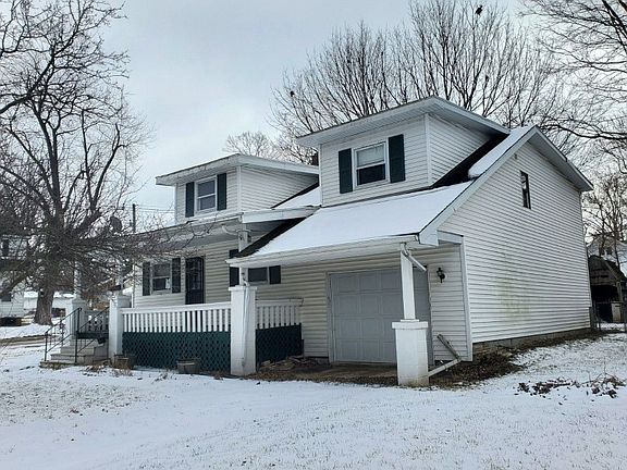 2nd image of 220 E Virginia Ave
