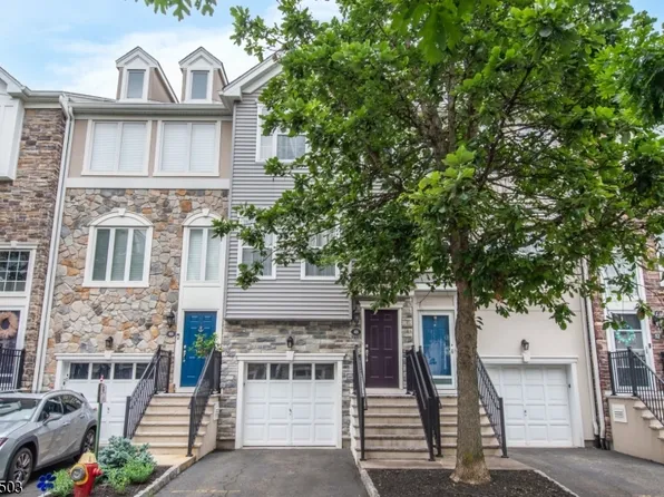 48 Devonshire Dr, Clifton City, NJ 07013
