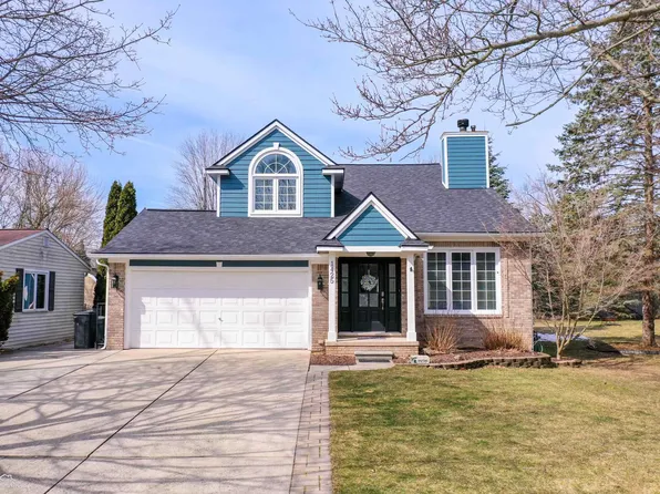 1425 Flamingo, Wixom, MI 48393