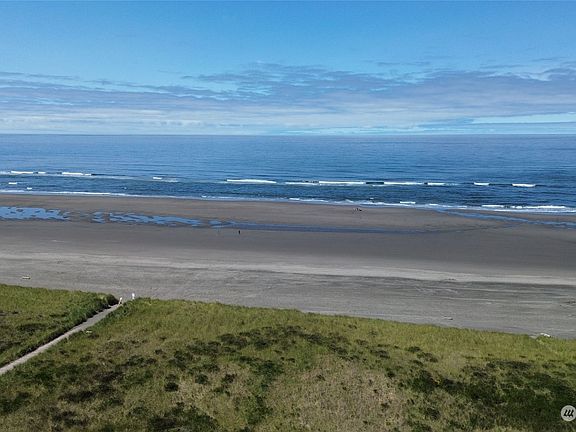 5th image of 1601 Ocean Spray Lane