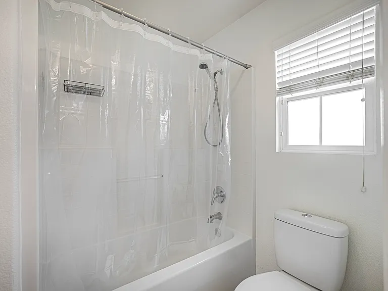 729 Copperfield Ct — Photo 44