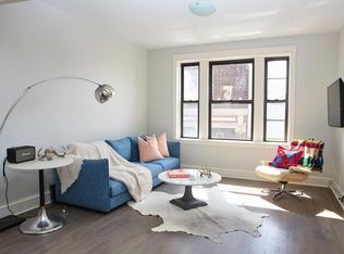 2425 N Milwaukee Ave, Chicago, IL 60647