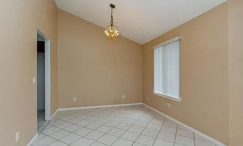 3818 N Cleo Ave Photo 1