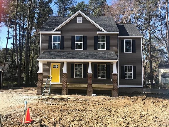 3rd image of 10603 Quarterstaff Ct