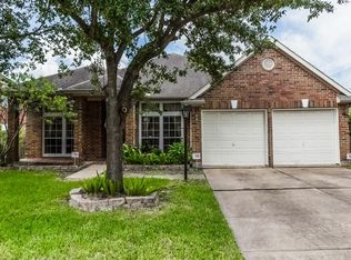 12350 Shadow Island Dr, Houston, TX 77082