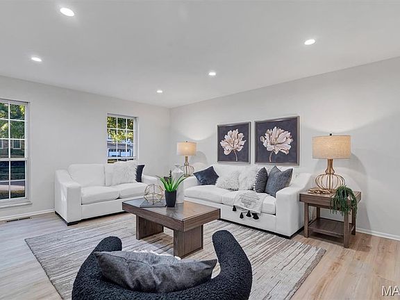 5th image of 618 Shady Meadows Dr