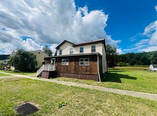 131 N Main St, Cherry Tree, PA 15724