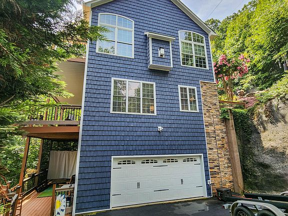 4th image of 1931 Hickory Pointe Ln
