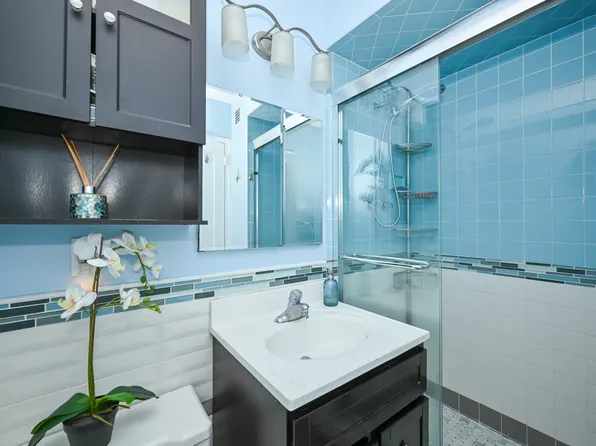 61-20 Grand Central Parkway image 28 of 28