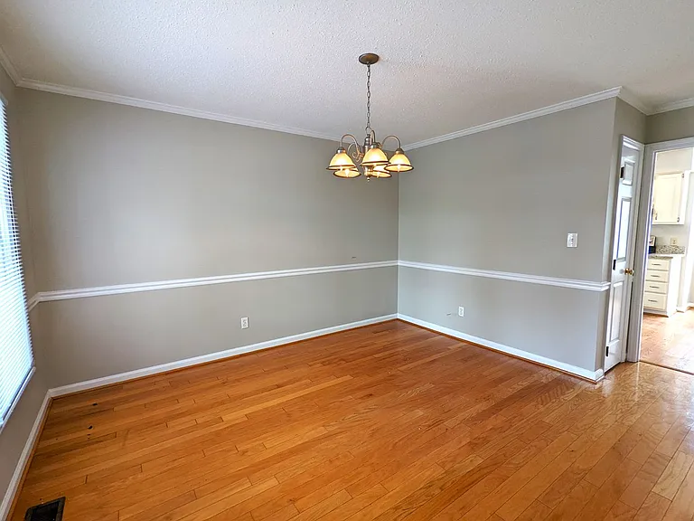 4940 Harbour Towne Dr — Photo 6