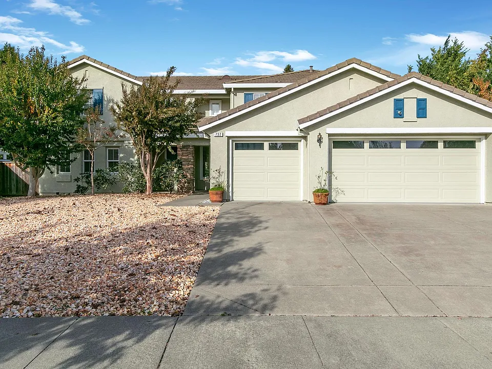 732 Antiquity Dr