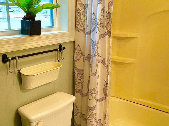 Fresh Bathroom!