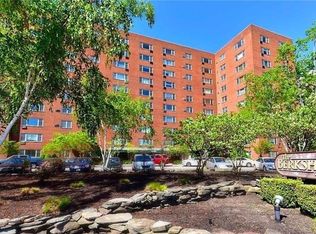11820 Edgewater Dr APT 1012, Lakewood, OH