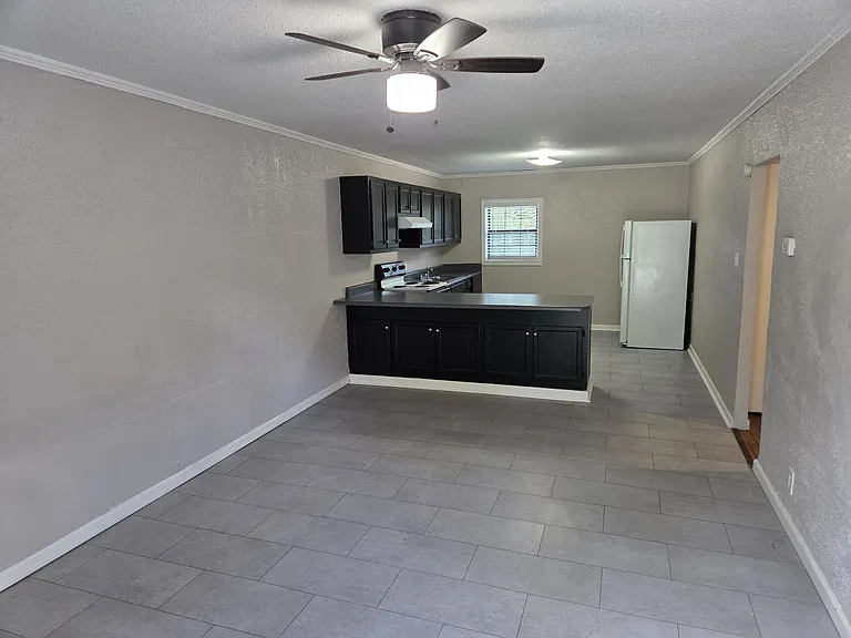 Living Room/Kitchen