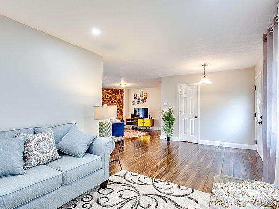 4th image of 5959 Westmere Dr Lot 16